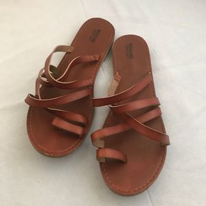Mossimo Leather Toe Strap Slides